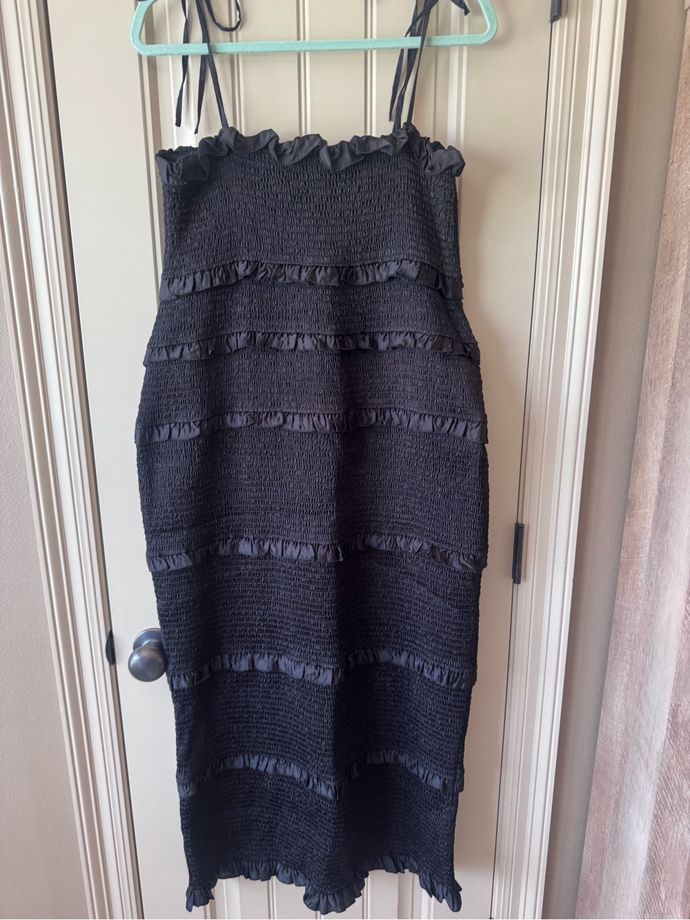 Show Me Your Mumu Stella Black Ruffled Smocked Midi Dress with Tie Straps XXL - Picture 4 of 5